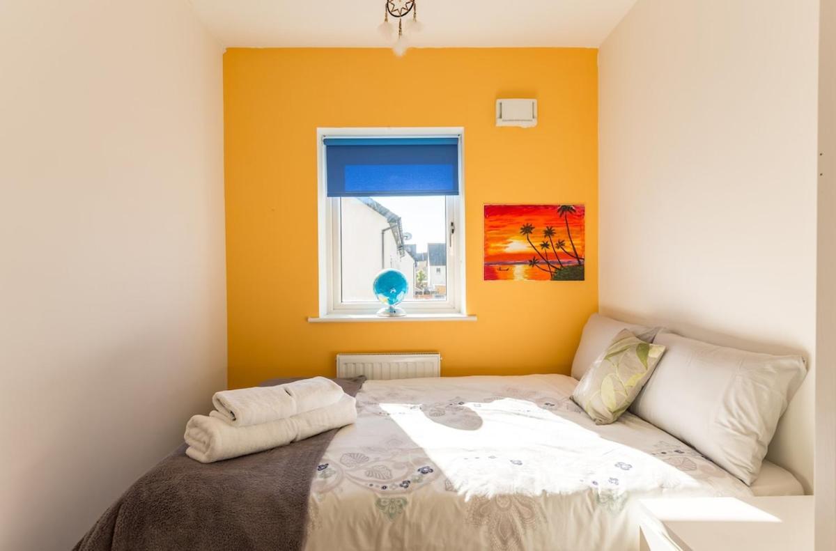 4-bed House Close To Airport, & Beaches * Dublin