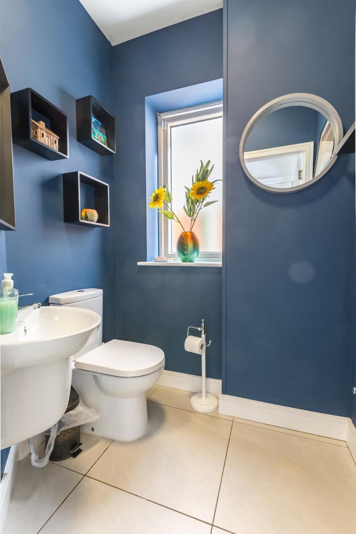 4-bed House Close To Airport, & Beaches Holiday home Dublin